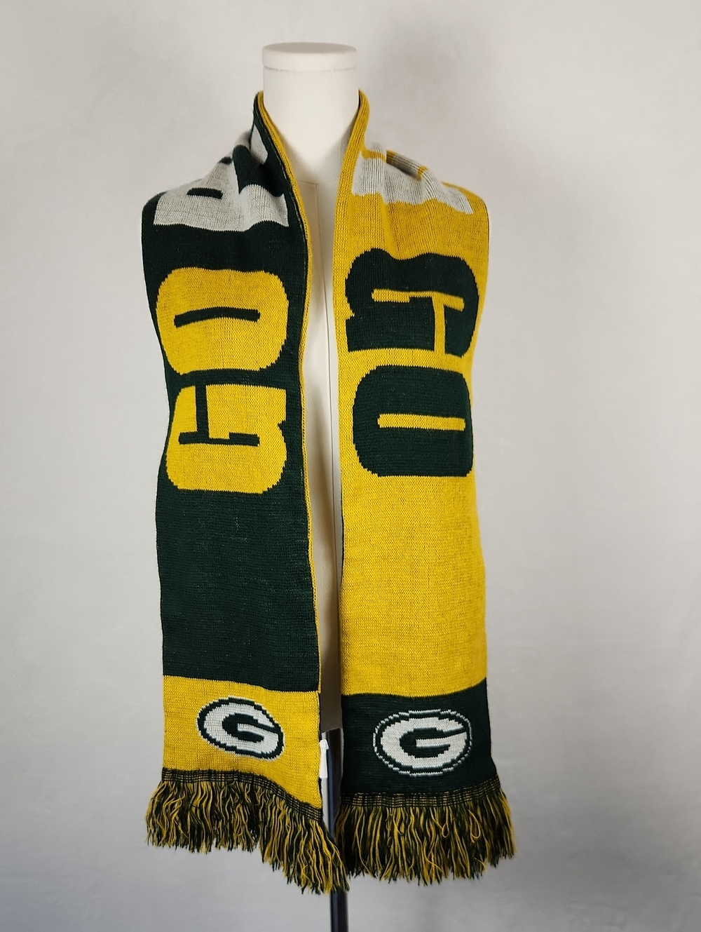 Green Bay Packers Winter Scarf Reversable That Says "Go Pack Go" With The G Logo